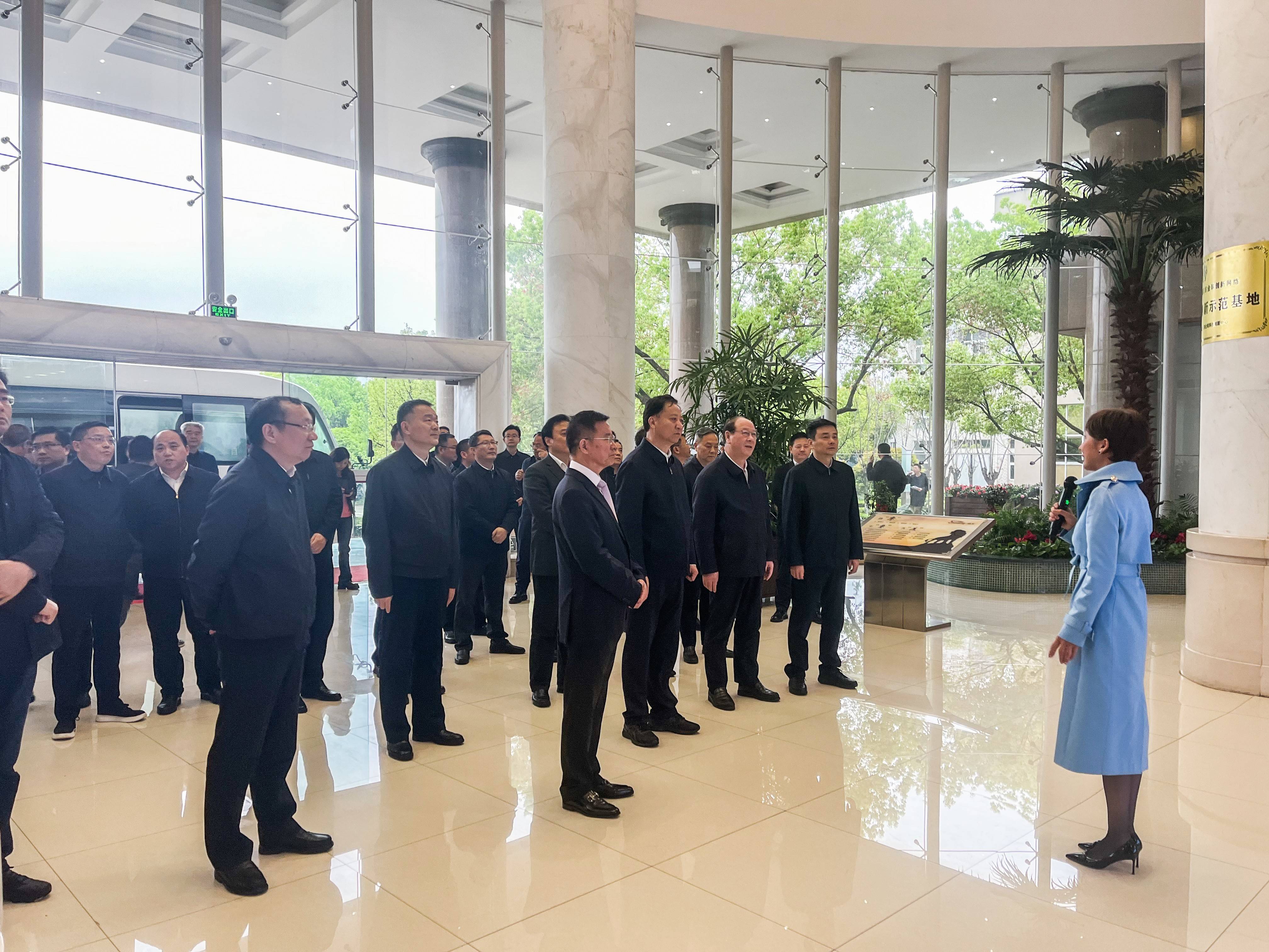 熱點新聞 | 寧波、蚌埠兩市黨政領導一行赴音王集團考察調研 熱點新聞 | 寧波、蚌埠兩市黨政領導一行赴音王集團考察調研