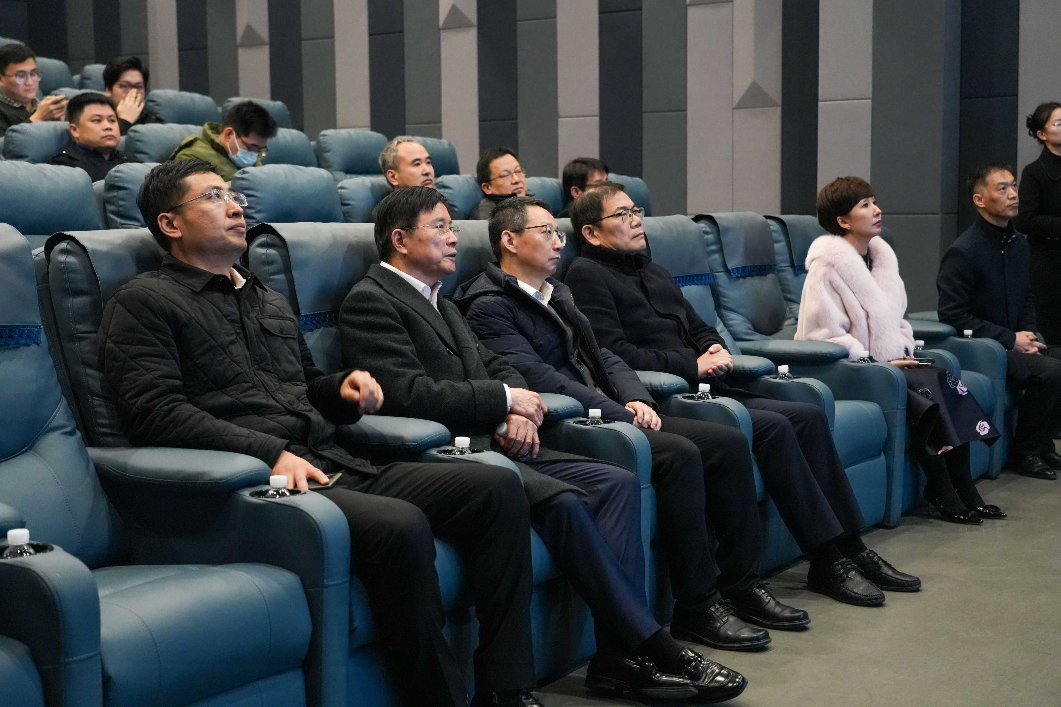 寧波市黨政領導一行赴音王集團考察調研,共鑄科技文化融合發展 寧波市黨政領導一行赴音王集團考察調研,共鑄科技文化融合發展