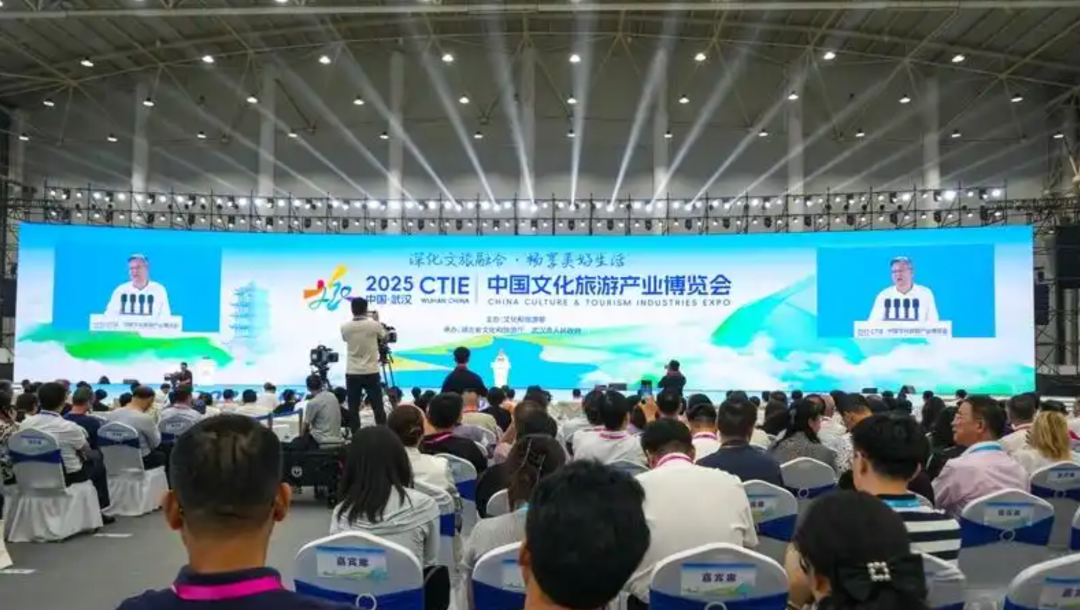 人氣爆棚|音王亮相武漢文旅博覽會,憑借硬核實力強勢出圈 人氣爆棚|音王亮相武漢文旅博覽會,憑借硬核實力強勢出圈