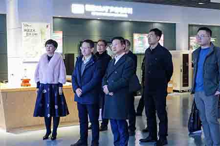 寧波市黨政領導一行赴音王集團考察調研，共鑄科技文化融合發展